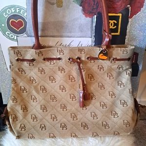 Vintage Dooney & Bourke Tan Brown leather handles